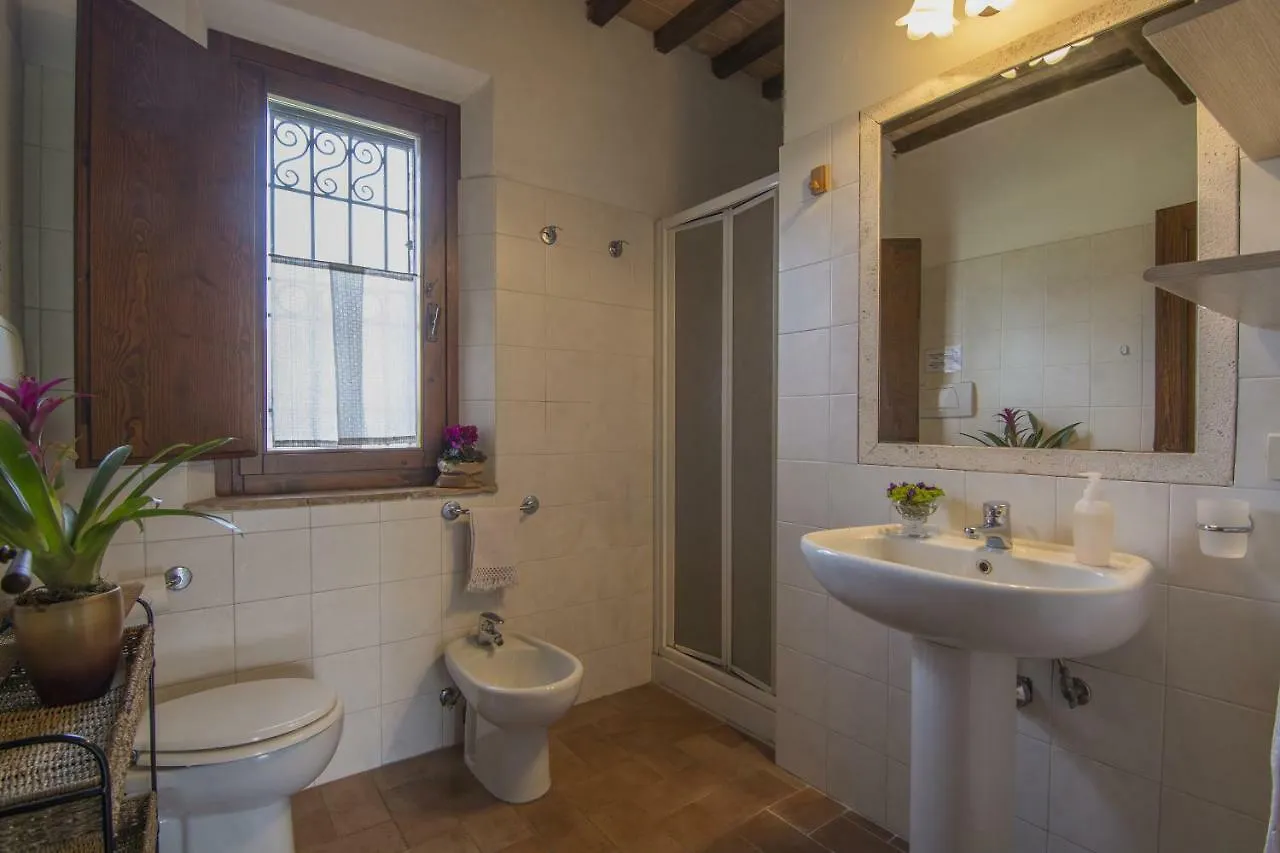 Farm stay Agriturismo Tabiano Villa Tognazza Italy